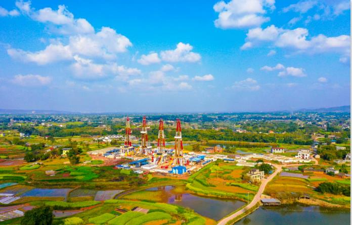 西南油氣田公司頁巖氣日產(chǎn)量超4000萬方！再創(chuàng)歷史新高